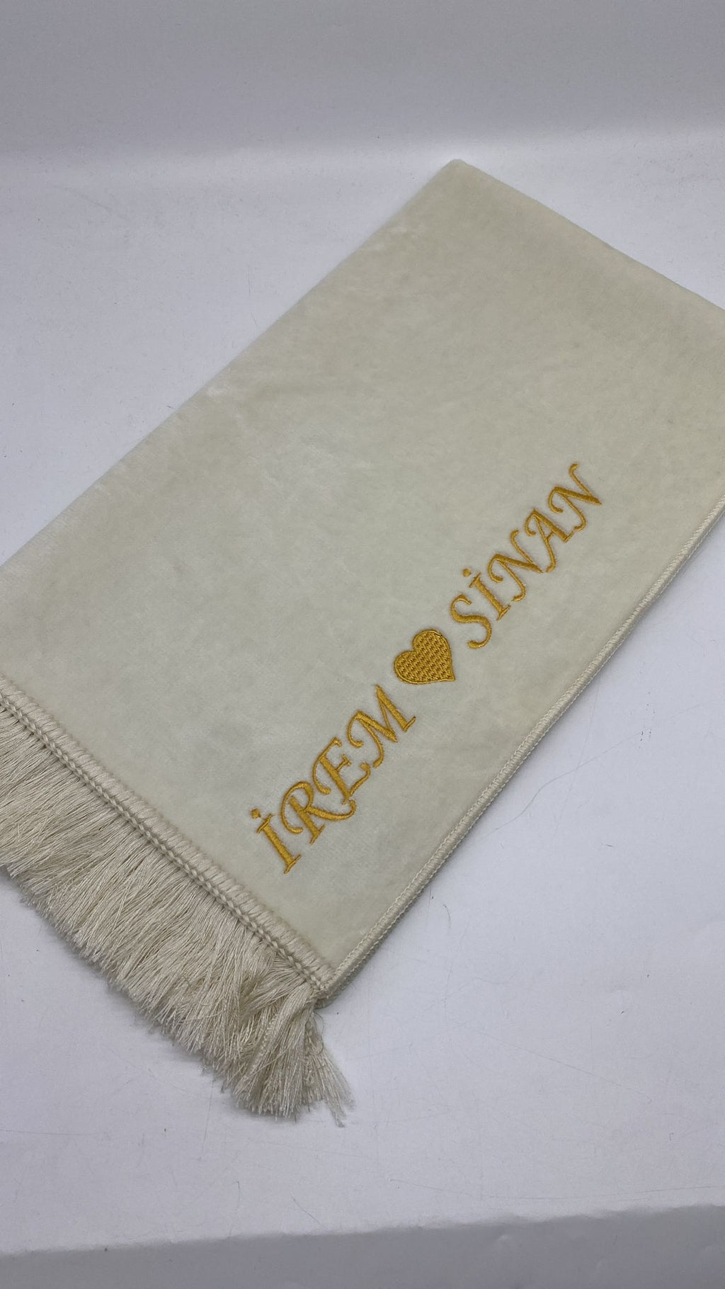 Özel İsimli Aydın Seccade (Krem/Beyaz Renk)