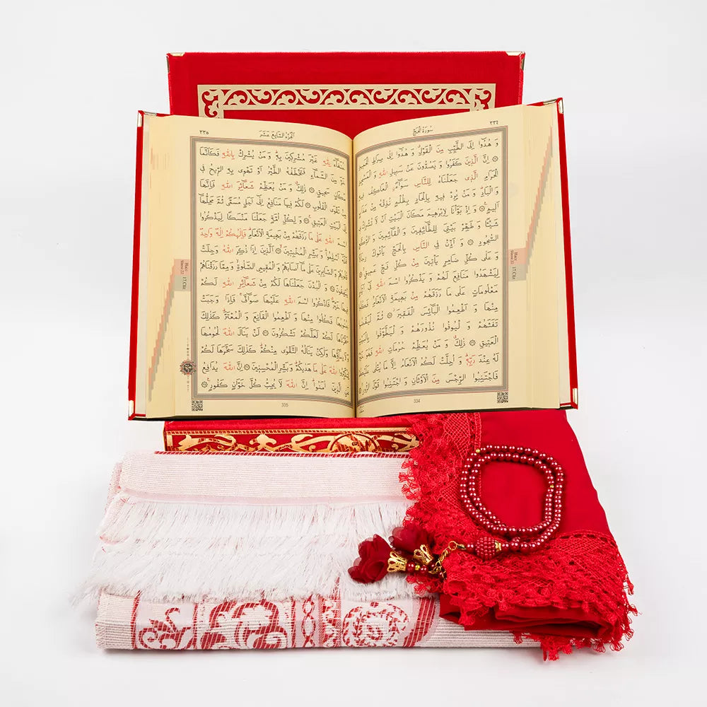 (Kadife Kutulu Kur’an-ı Kerim + Seccade + Namaz Örtüsü + Tespih + Ayraç) Kırmızı