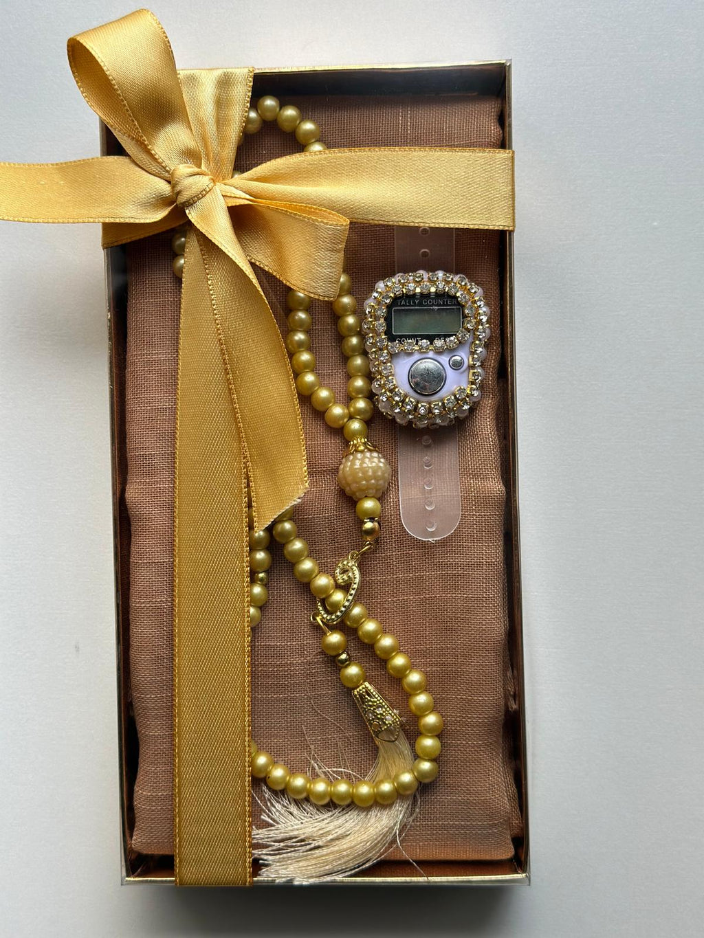 10 Adet Namaz Örtüsü (Şal) + Tesbih Hediye Seti Gold