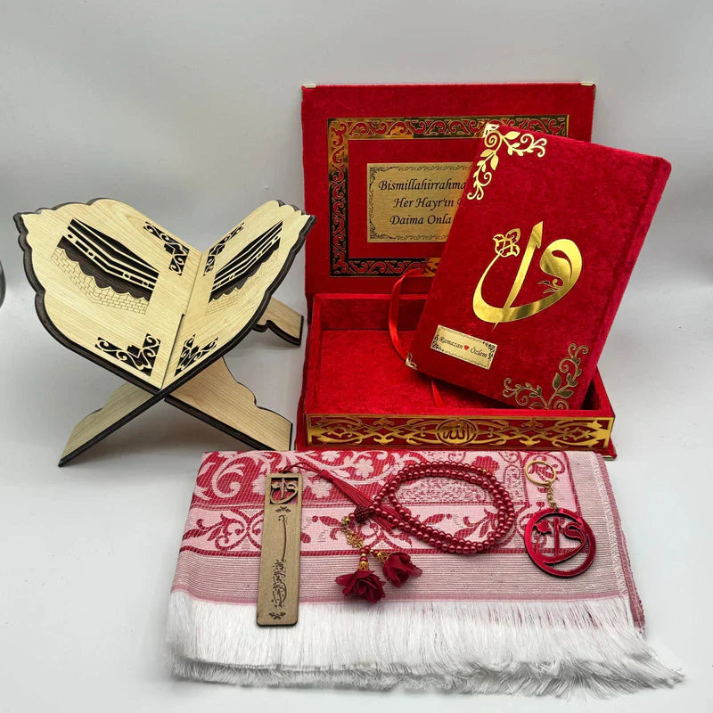 (Kadife Kutulu Kur’an-ı Kerim + Seccade + Rahle + Tespih + Ayraç) Kırmızı Set