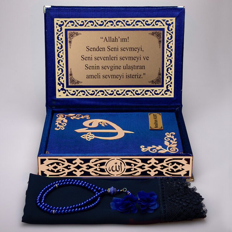 Kadife Kutulu Kur'an-ı Kerim Seti (Lacivert, Gold Süsleme)