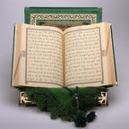 Kadife Kutulu Kur'an-ı Kerim Seti (Yeşil, Gold Süsleme)