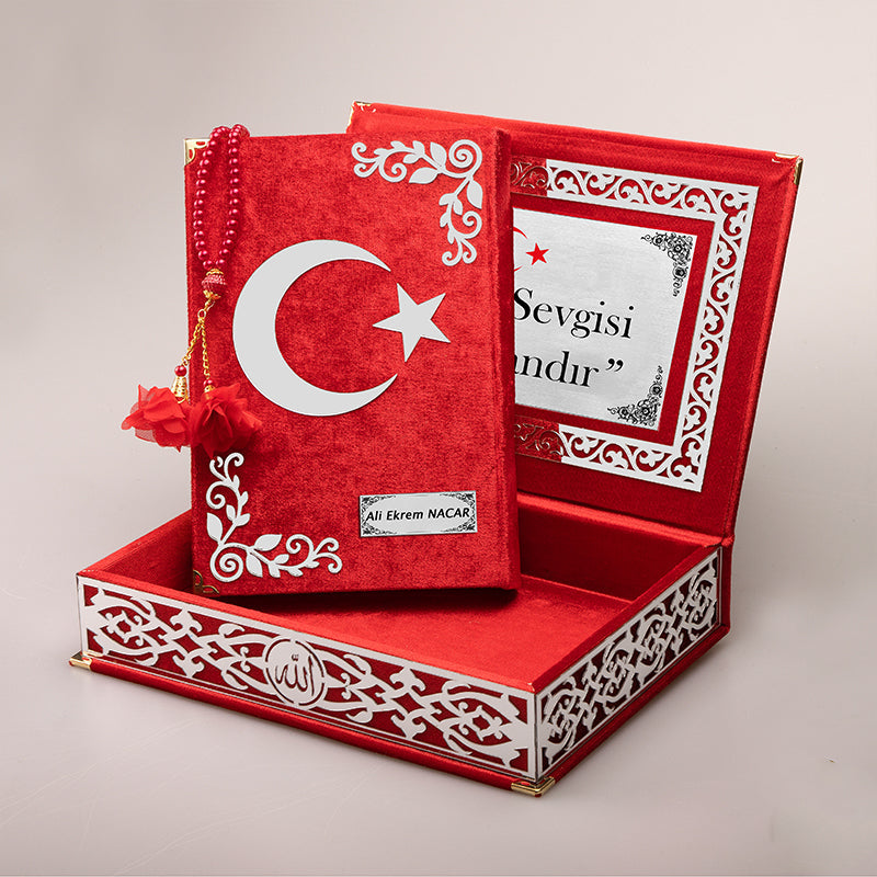 Kadife Kutulu Ay Yıldız Gümüş Süsleme Elif Vavlı Kur’an-ı Kerim