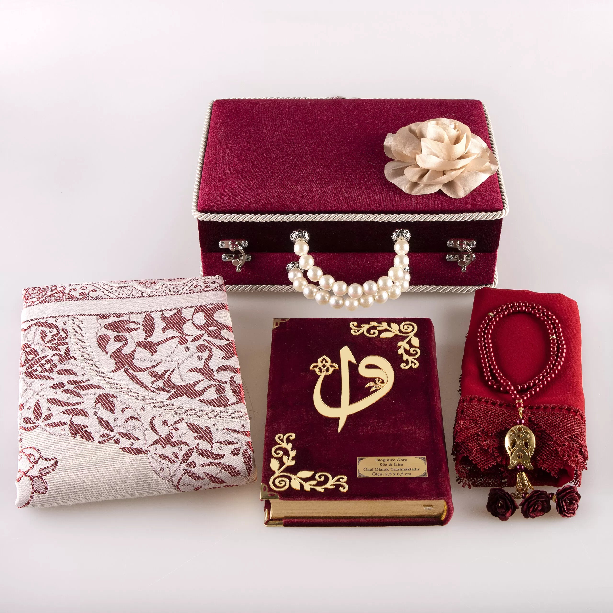 Çeyiz Seti (Kur’an + Seccade + Namaz Örtüsü + Tespih) Bordo
