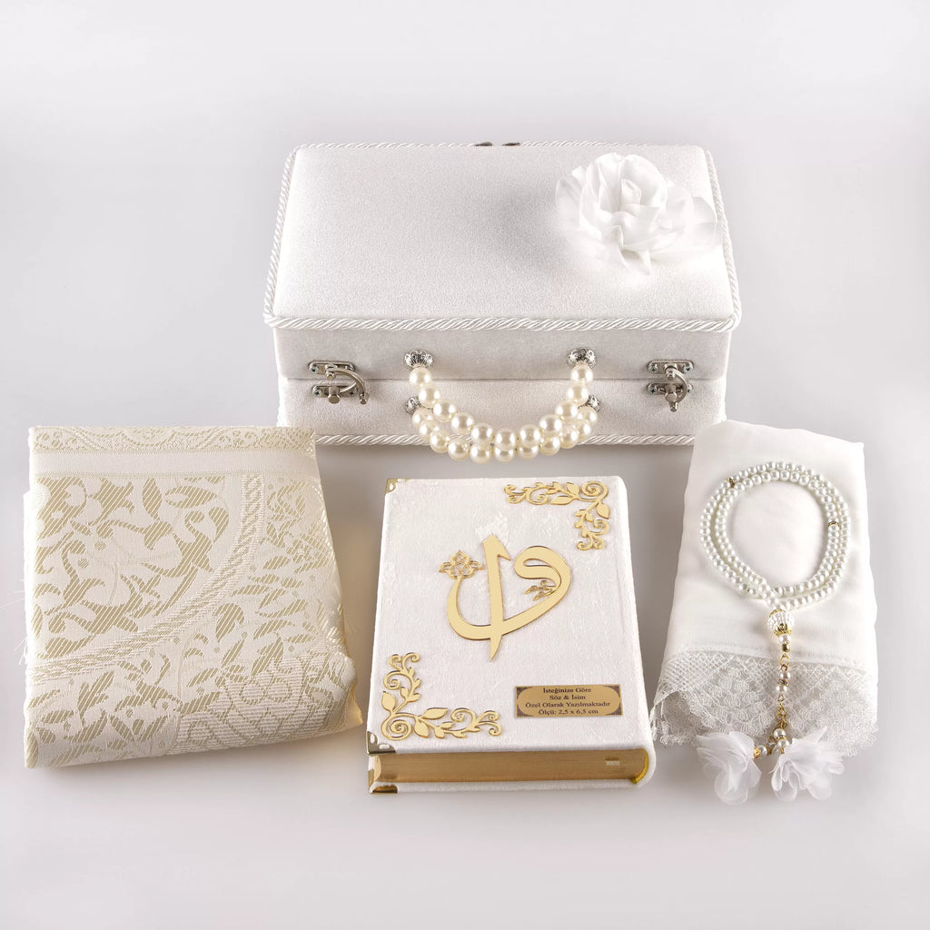 Çeyiz Seti (Kur’an + Seccade + Namaz Örtüsü + Tespih) Beyaz