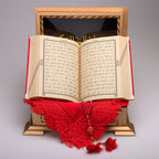 Ahşap Sandıklı Kırmızı Kur’an-ı Kerim Seti