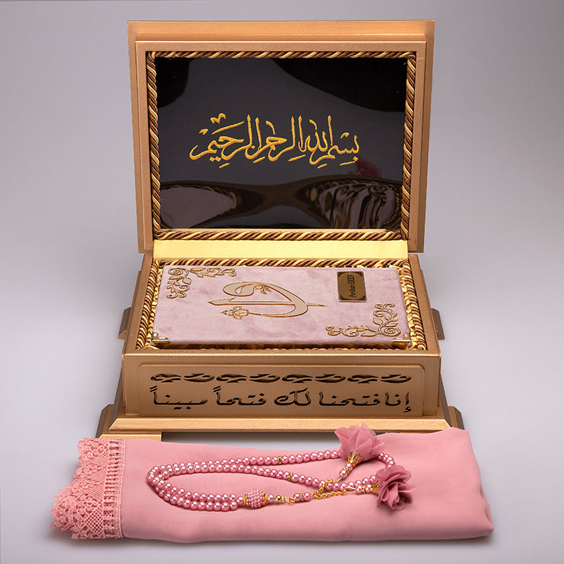 Ahşap Sandıklı Pudra Pembe Kur’an-ı Kerim Seti