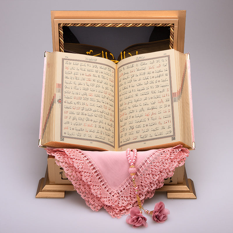 Ahşap Sandıklı Pudra Pembe Kur’an-ı Kerim Seti