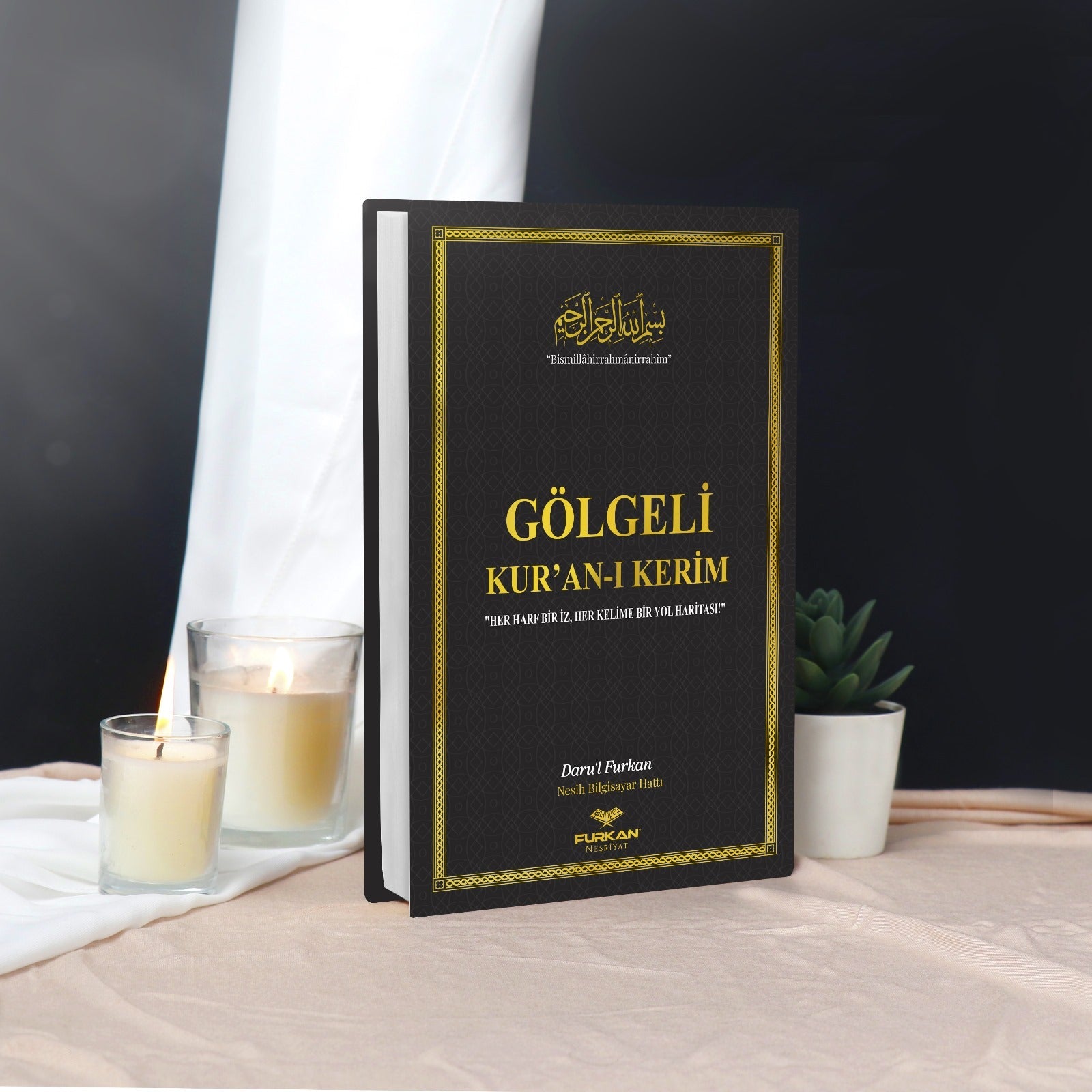 Gölgeli Orta Boy Siyah Kur'an-ı Kerim ve Özel Pilot Kalemi Yazı Mushafı